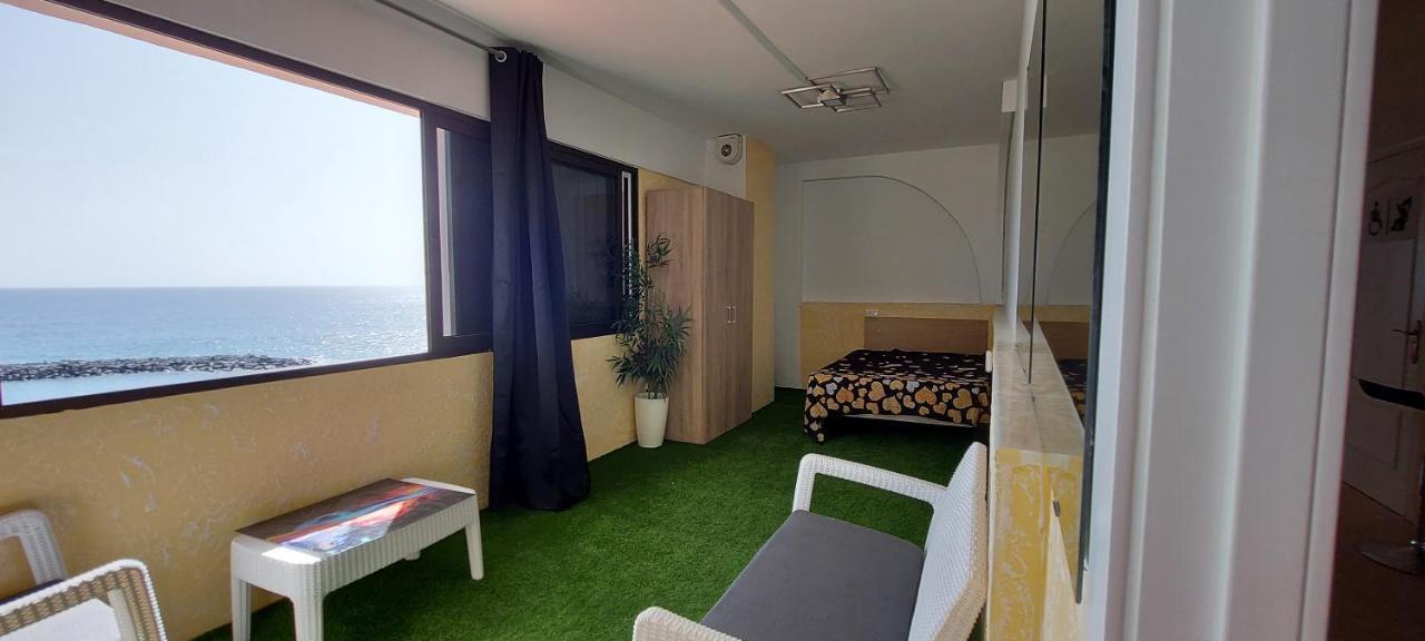 First Line Of The Ocean, 3 Bedrooms & Free Wifi Плая-де-лас-Америкас Экстерьер фото